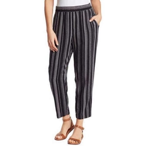 Jessica Simpson Pants - JESSICA SIMPSON Pants Black White Printed Cadie Taper Pull On Pockets Large